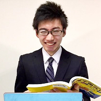 青山学院高校の帰国枠入試に合格実績のある、川井先生